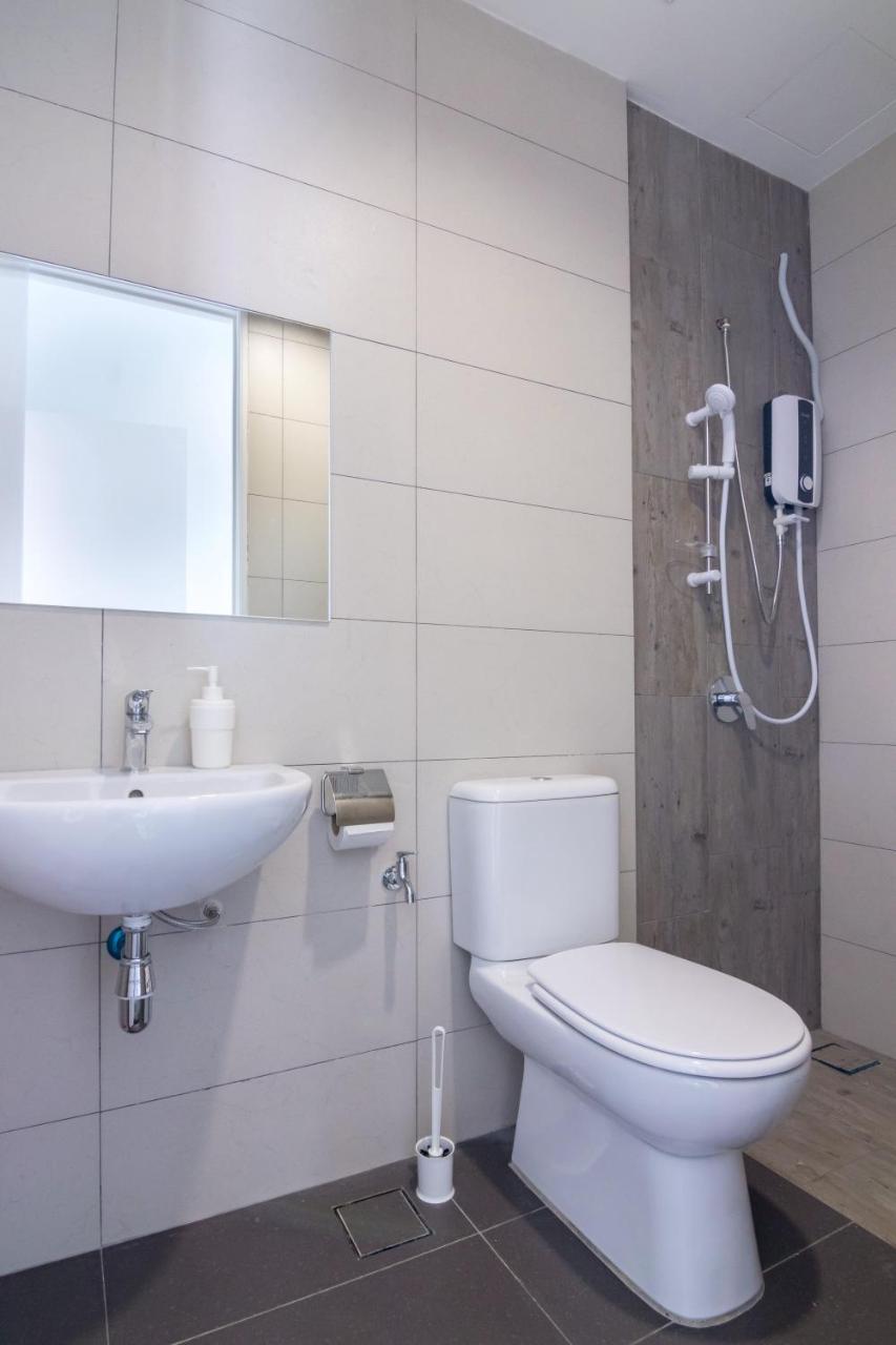 Arte Serviced Apartment @ Penang Gelugor Kültér fotó